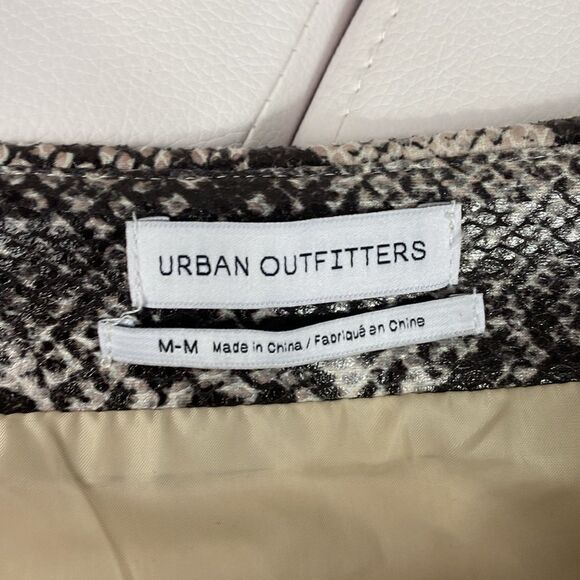 Urban Outfitters Siren Snake Print Mini Skirt Size Med 55 - Picture 4 of 8